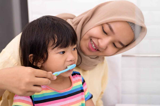 Bilakah Masa Yang Sesuai Untuk Anak Mula Memberus Gigi?